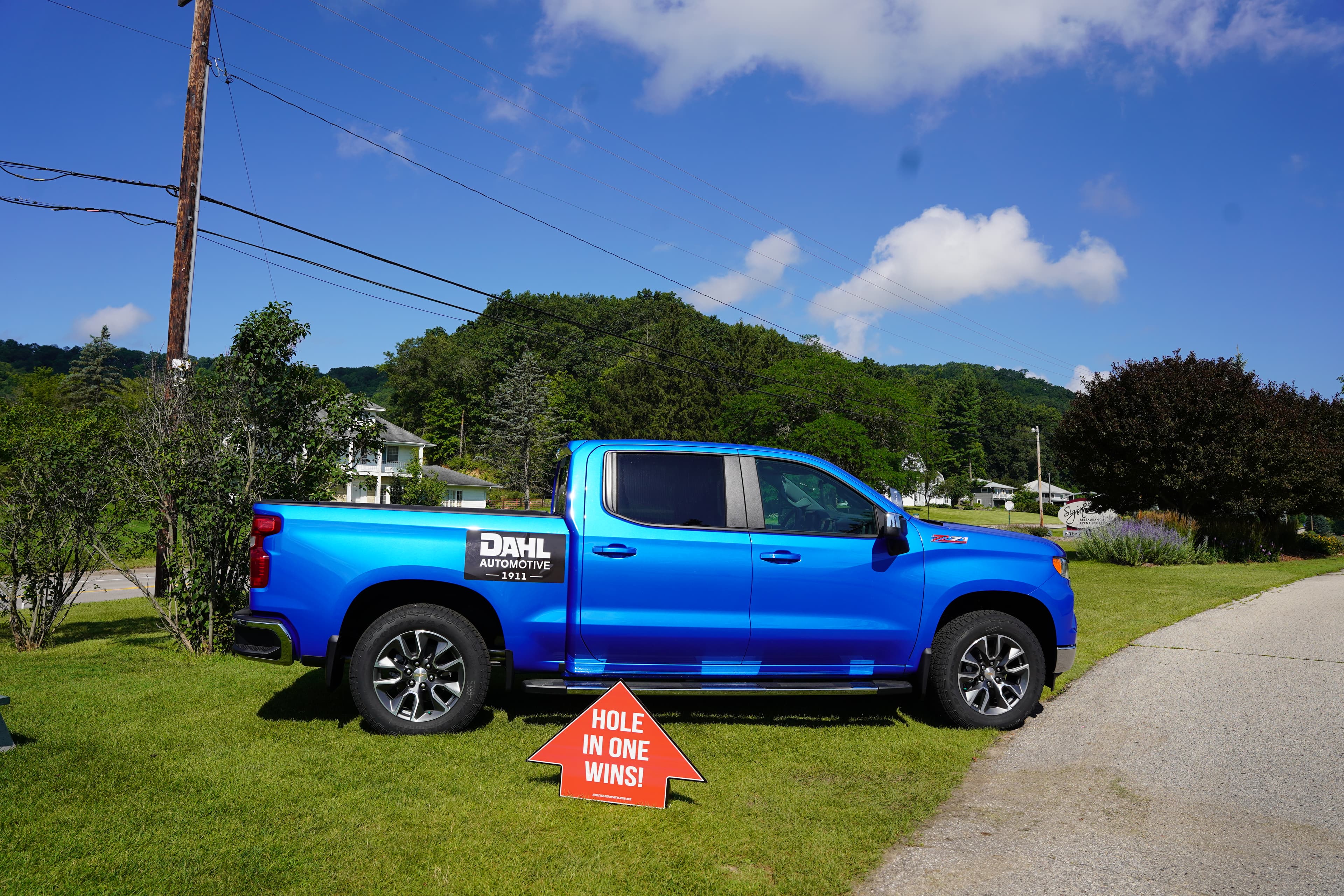 Hole-in-one contest car prize